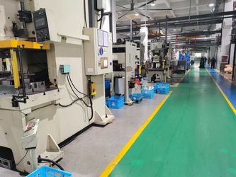 Guangzhou Fuheng Auto Parts Supply Chain Co., Ltd. dây chuyền sản xuất nhà máy