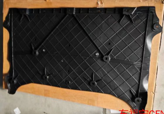 Vệ chắn không khí phía trước màu đen cho Tesla Model S / X 2021 ABS nhựa