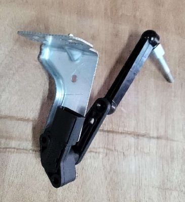 Cảm biến treo không khí phía trước bên phải Tesla Model S / X 1044941-00-B 11x10x5cm