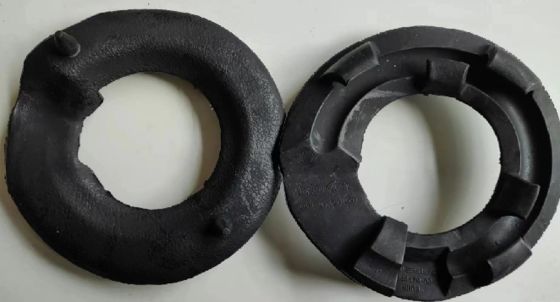 Ốp bảo vệ đệm cách ly lò xo sau Tesla Model 3/Y 90mm x 14mm Màu đen