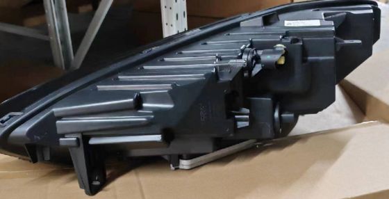 Tesla Model X LED 1034317-00-C đèn pha bên phải LH Driver 2015-2019